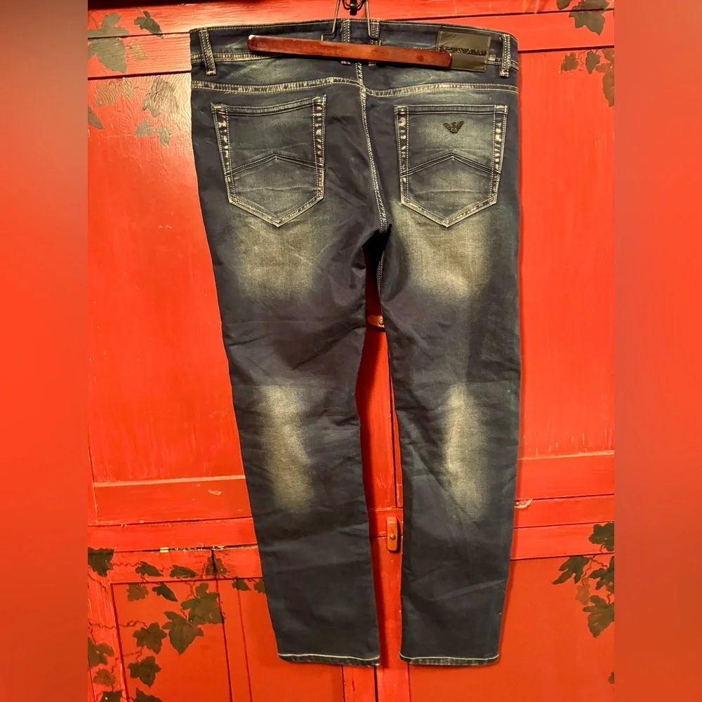 Armani Jeans Slim Straight in Navy and Light Beige - Picture 7 of 16